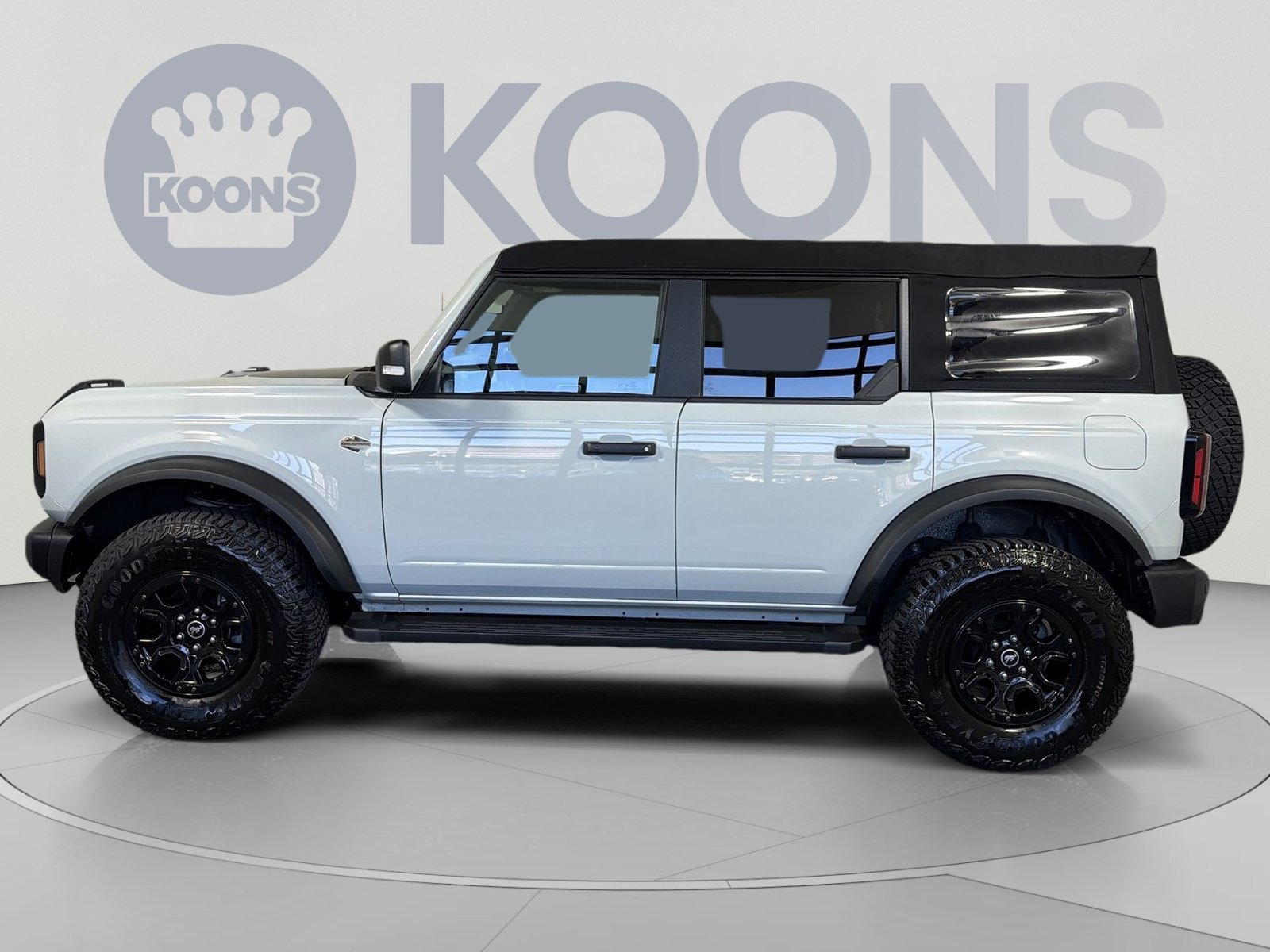 Used 2023 Ford Bronco Wildtrak AWD/4WD image 2