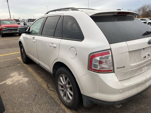 Used 2010 Ford Edge SEL image 9