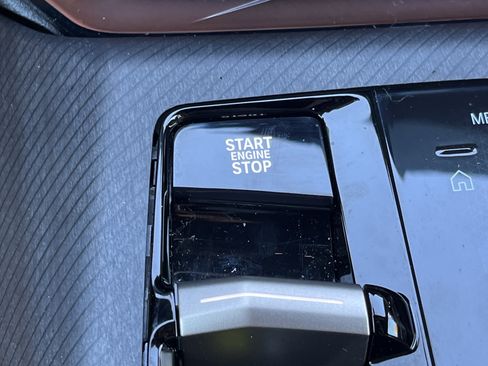 Used 2025 BMW X3 xDrive30i w/ Premium Package image 10