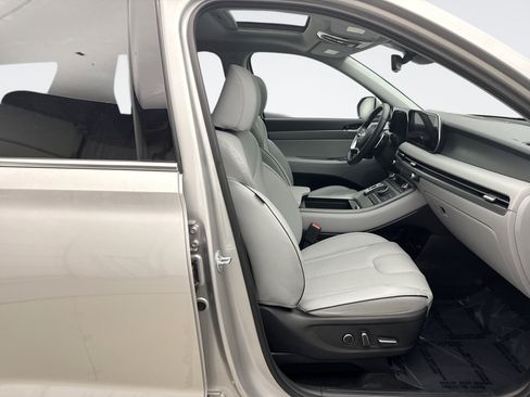 Used 2025 Hyundai Palisade SEL AWD/4WD image 18