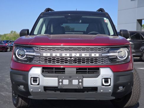 Used 2025 Ford Bronco Sport Badlands AWD/4WD image 12