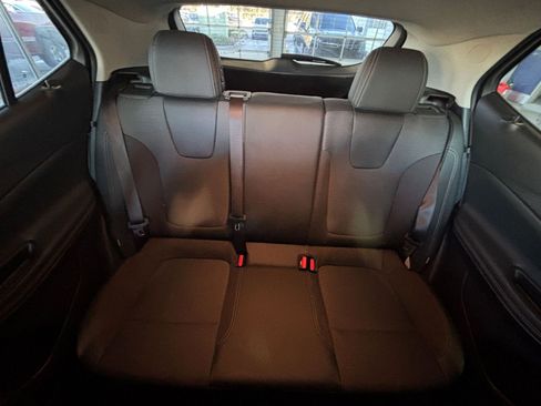 Used 2025 Buick Encore GX Preferred image 42