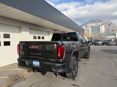 Used 2023 GMC Sierra 3500 AT4 w/ AT4 Premium Plus Package image 5