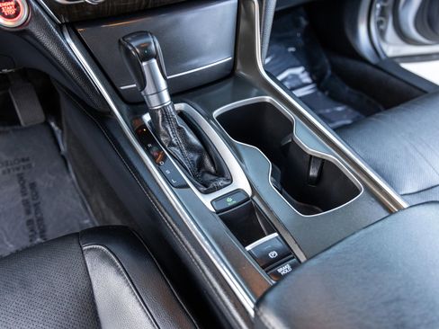 Used 2018 Honda Accord EX-L image 26