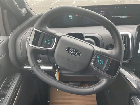 New 2026 Ford Expedition Max Platinum AWD/4WD image 13