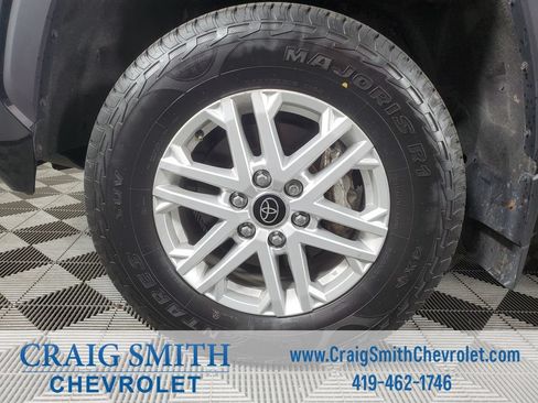 Used 2024 Toyota Tundra SR5 AWD/4WD image 30