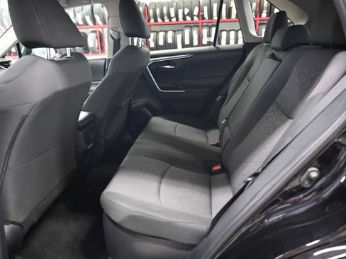 Used 2024 Toyota RAV4 XLE AWD/4WD image 12