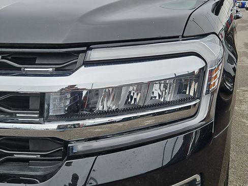 Used 2024 Ford Expedition Max Limited image 10