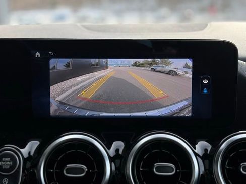 Used 2026 Mercedes-Benz GLA 250 4MATIC image 34