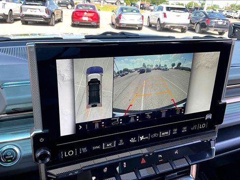 Used 2024 GMC Hummer EV 3X w/ LPO, Illumination Package AWD/4WD image 23