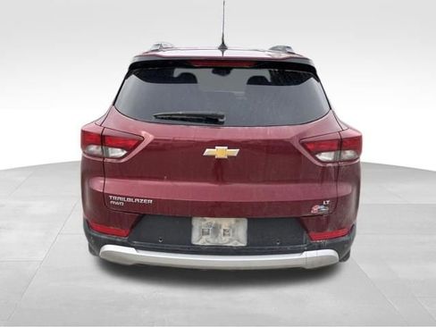 Used 2024 Chevrolet TrailBlazer LT w/ Convenience Package AWD/4WD image 4