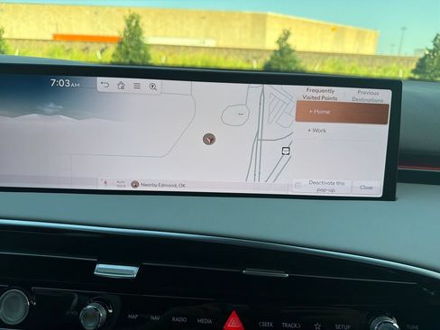 Certified 2026 Genesis GV70 2.5T Advanced AWD/4WD image 23