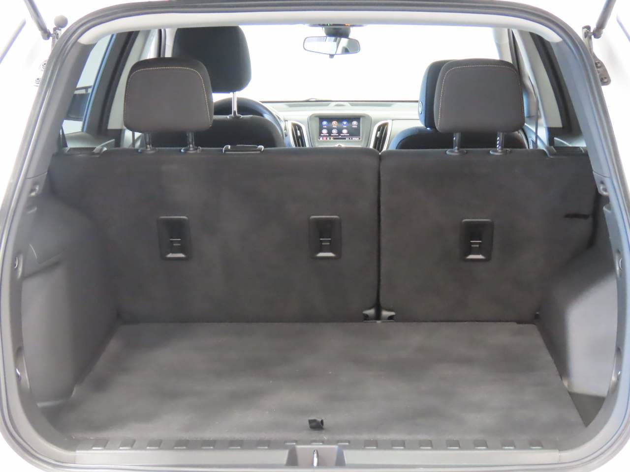 Used 2021 Chevrolet Equinox LT FWD image 18