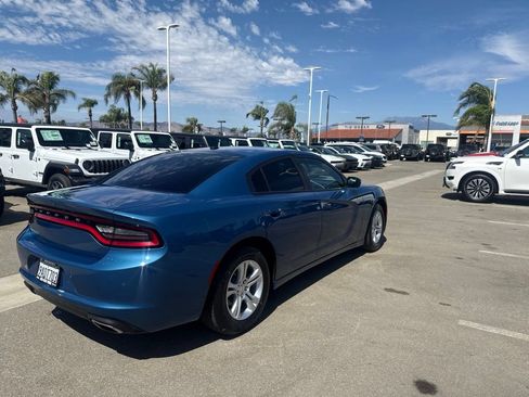 Used 2021 Dodge Charger SXT RWD image 8