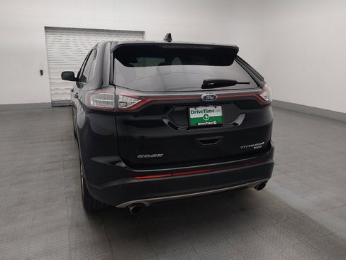 Used 2018 Ford Edge Titanium w/ Ford Safe & Smart Package FWD image 6