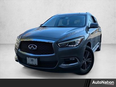 Used 2019 INFINITI QX60 Luxe w/ Essential Package