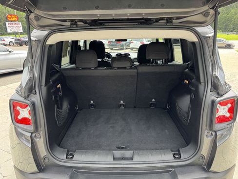 Used 2016 Jeep Renegade Trailhawk AWD/4WD image 11