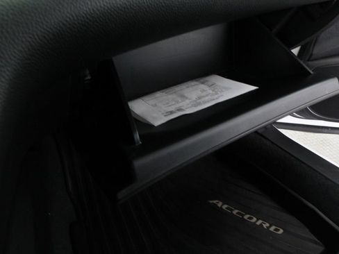 Used 2022 Honda Accord Hybrid image 54