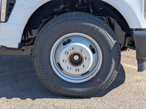 New 2026 Ford F350 XL image 33