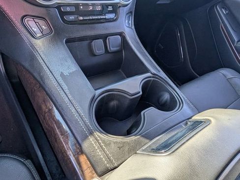 Used 2018 Chevrolet Tahoe LT image 26