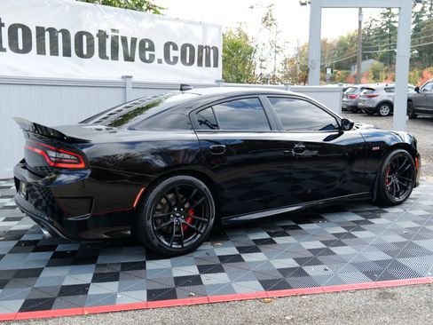 Used 2018 Dodge Charger R/T image 68