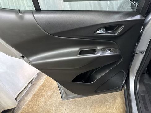 Used 2024 Chevrolet Equinox LT image 22