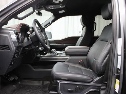 Used 2023 Ford F150 Lariat image 9