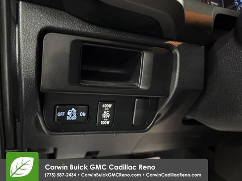 Used 2016 Toyota Tacoma TRD Sport w/ Towing Package AWD/4WD image 29