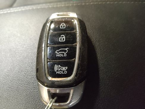 Used 2019 Hyundai Santa Fe SEL AWD/4WD image 32