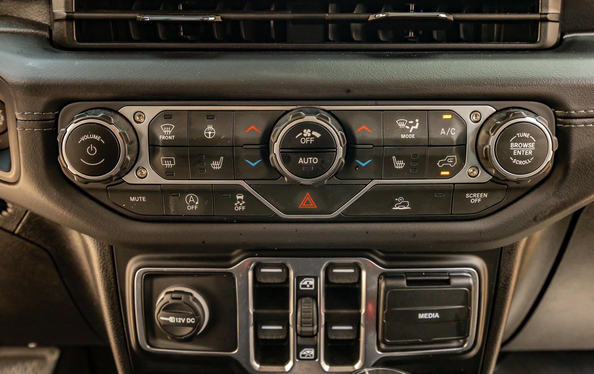 Used 2025 Jeep Gladiator Sport AWD/4WD image 27