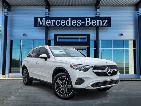 New 2026 Mercedes-Benz GLC 300 4MATIC image 1