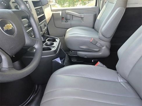Certified 2025 Chevrolet Express 2500 Extended w/ Driver Convenience Package image 9