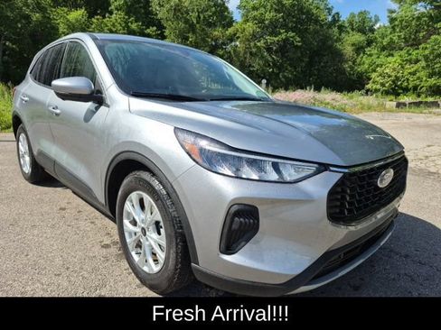 Used 2023 Ford Escape Active w/ Tech Pack #2 FWD image 10