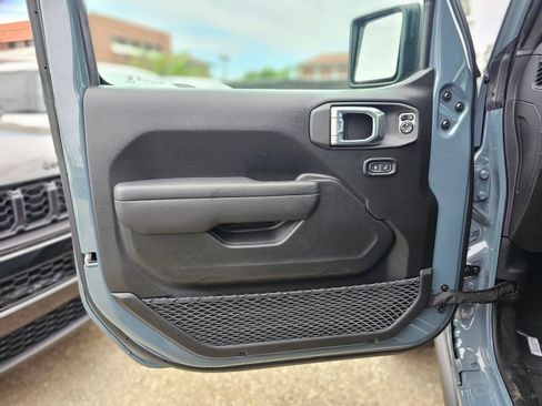 New 2026 Jeep Gladiator Sport AWD/4WD image 21