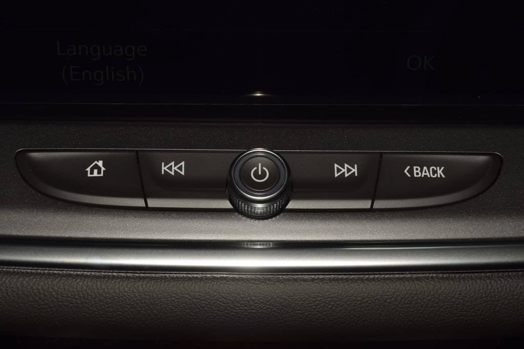 New 2026 Chevrolet Blazer LT w/ Sound & Technology Package AWD/4WD image 30