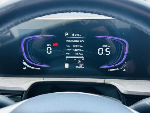 Used 2025 Kia Telluride EX X-Line AWD/4WD image 21