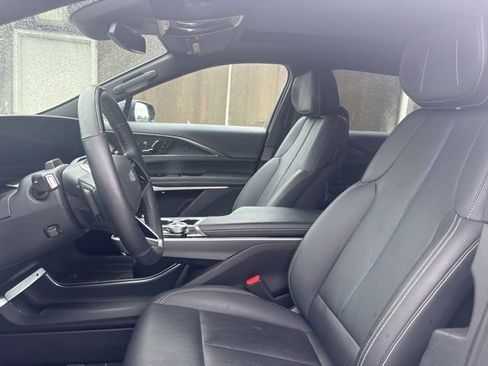 Used 2024 Cadillac Lyriq Luxury w/ LPO, Floor Liner Package AWD/4WD image 3