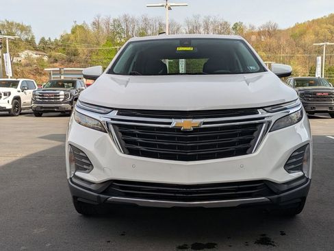 Used 2022 Chevrolet Equinox LT image 2