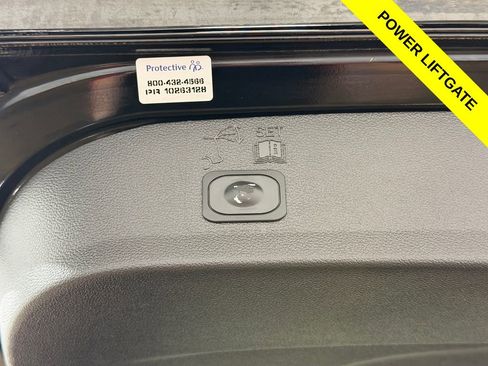 Used 2018 Ford Escape SEL AWD/4WD image 5