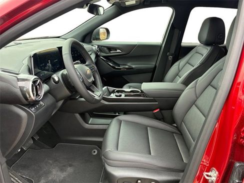 New 2026 Chevrolet Equinox LT w/ Convenience Package II image 11