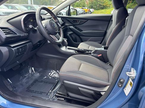 Used 2023 Subaru Crosstrek 2.0i Premium image 9