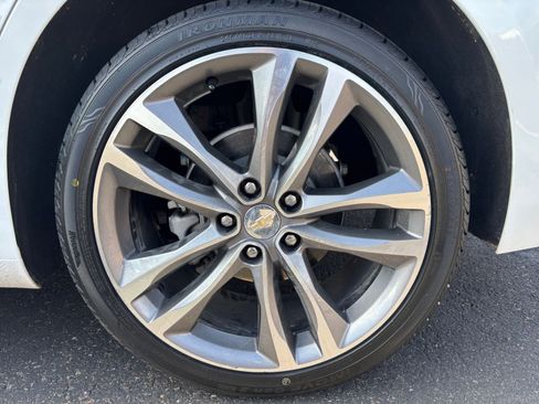 Used 2024 Chevrolet Malibu LT image 30