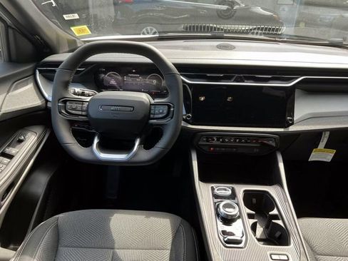 New 2026 Jeep Cherokee Laredo AWD/4WD image 4
