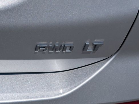 Used 2020 Chevrolet Equinox LT AWD/4WD image 5