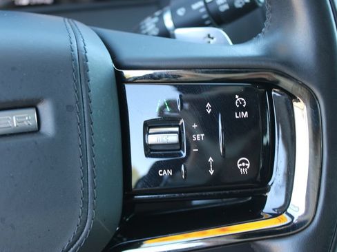 Used 2025 Land Rover Range Rover Velar Dynamic SE AWD/4WD image 35