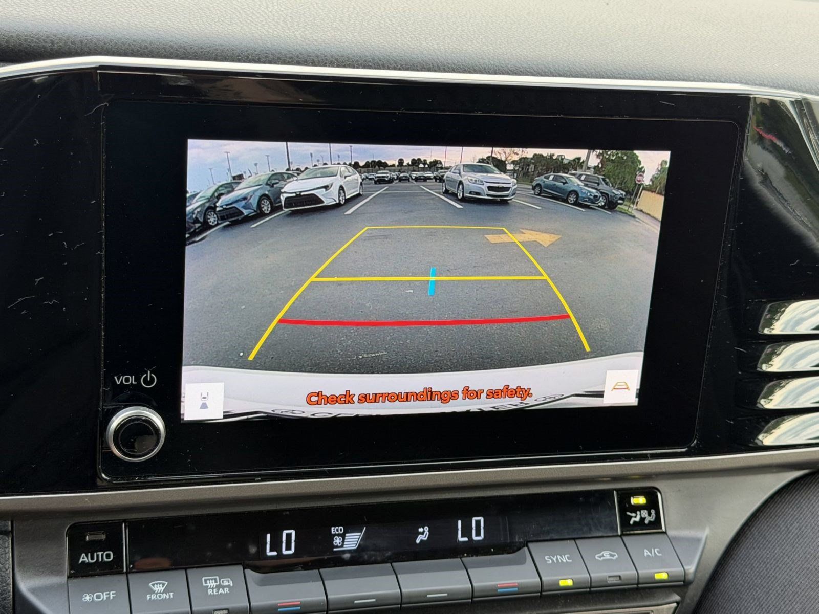 Used 2025 Toyota Camry LE FWD image 22