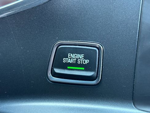 Used 2014 Chevrolet Corvette Stingray Coupe image 28