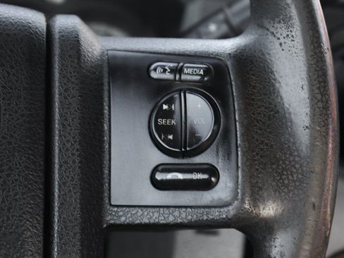 Used 2015 Ford F550 2WD Regular Cab Super Duty image 24