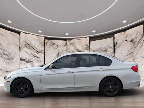 Used 2012 BMW 328i Sedan RWD image 4