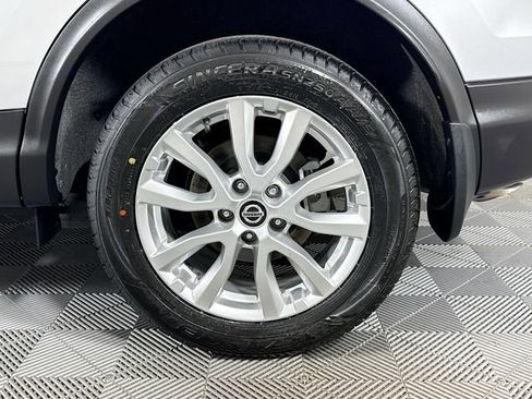 Certified 2022 Nissan Rogue Sport S image 4